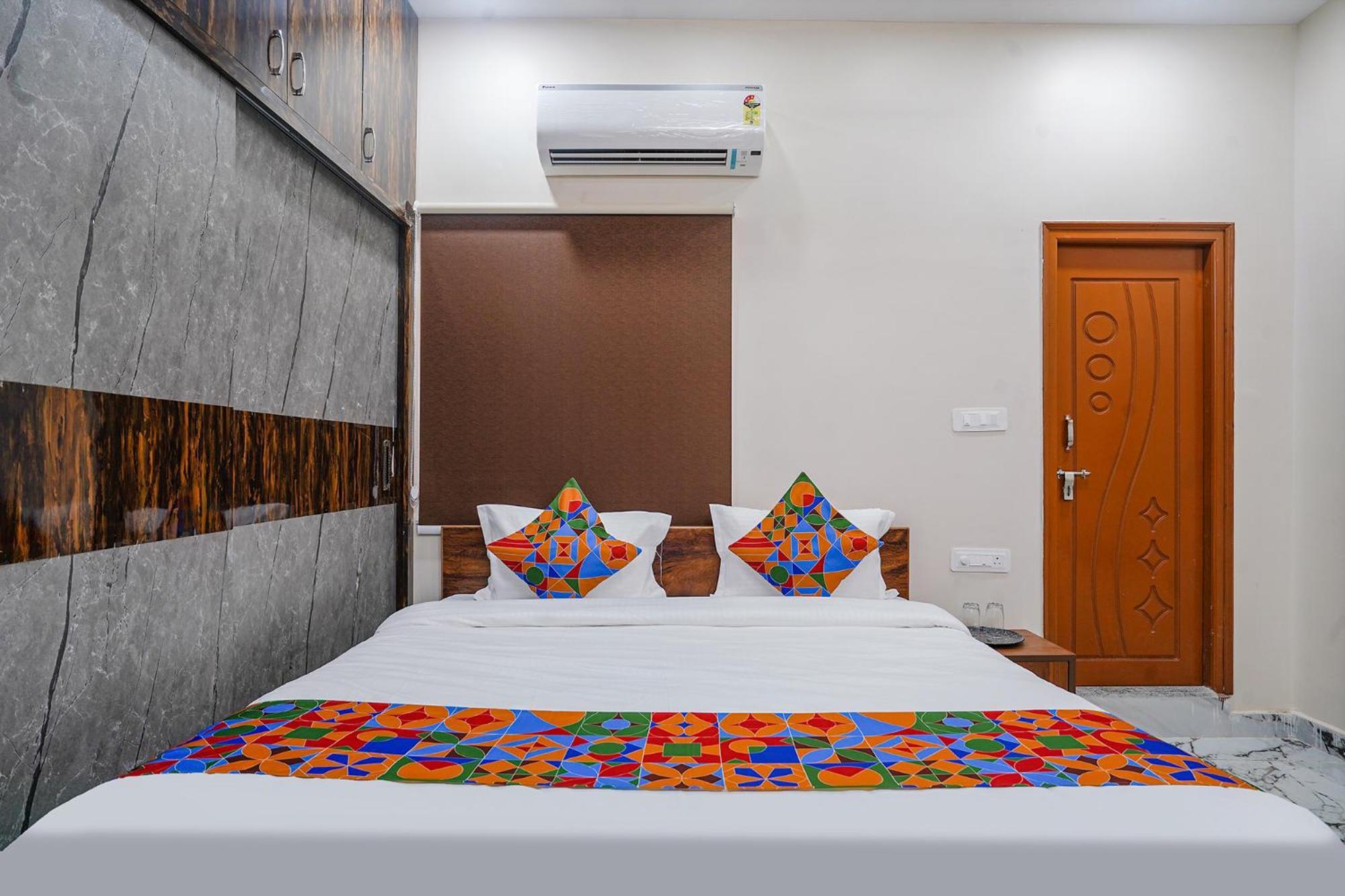 Fabhotel Perams Grand Inn - Hitech City Хайдарабад Экстерьер фото