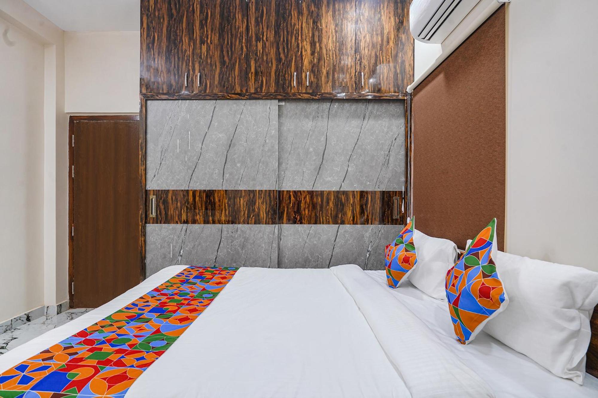 Fabhotel Perams Grand Inn - Hitech City Хайдарабад Экстерьер фото