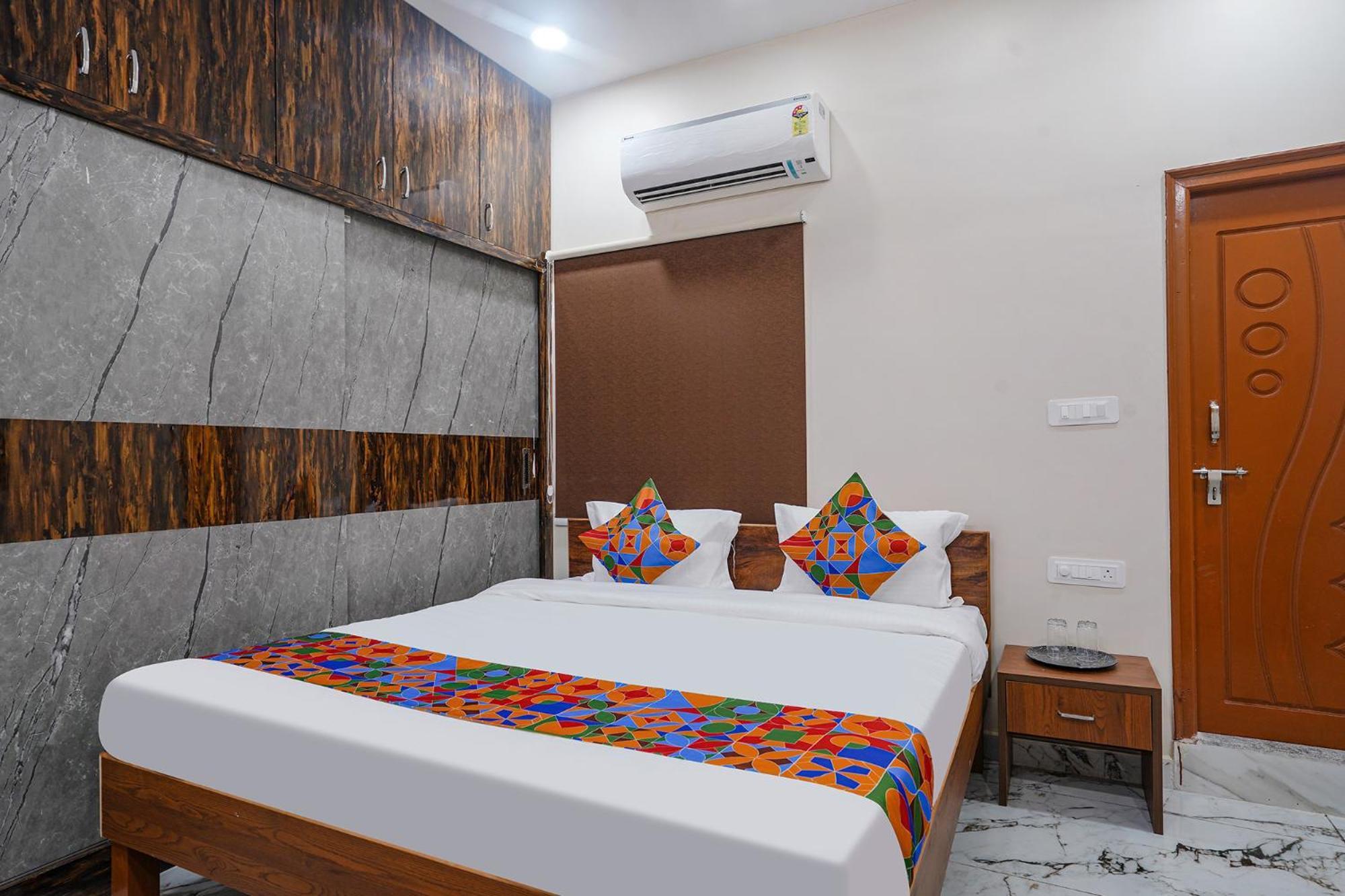 Fabhotel Perams Grand Inn - Hitech City Хайдарабад Экстерьер фото